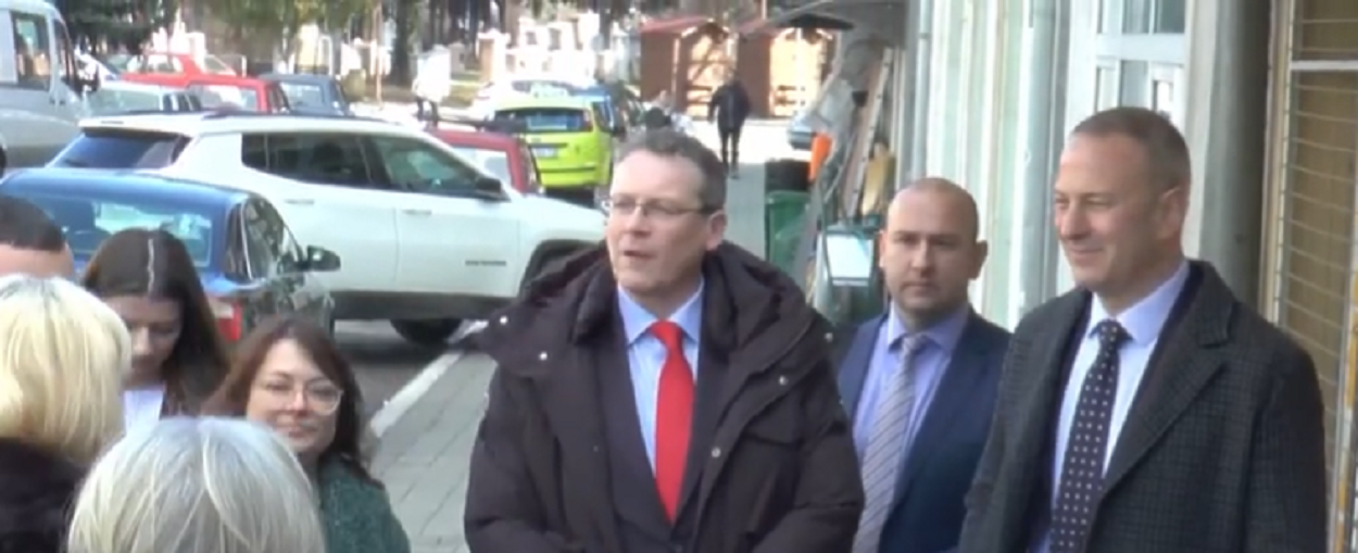 Ambasador Kanade u poseti Knjaževcu, foto: youtube link, PrtScr